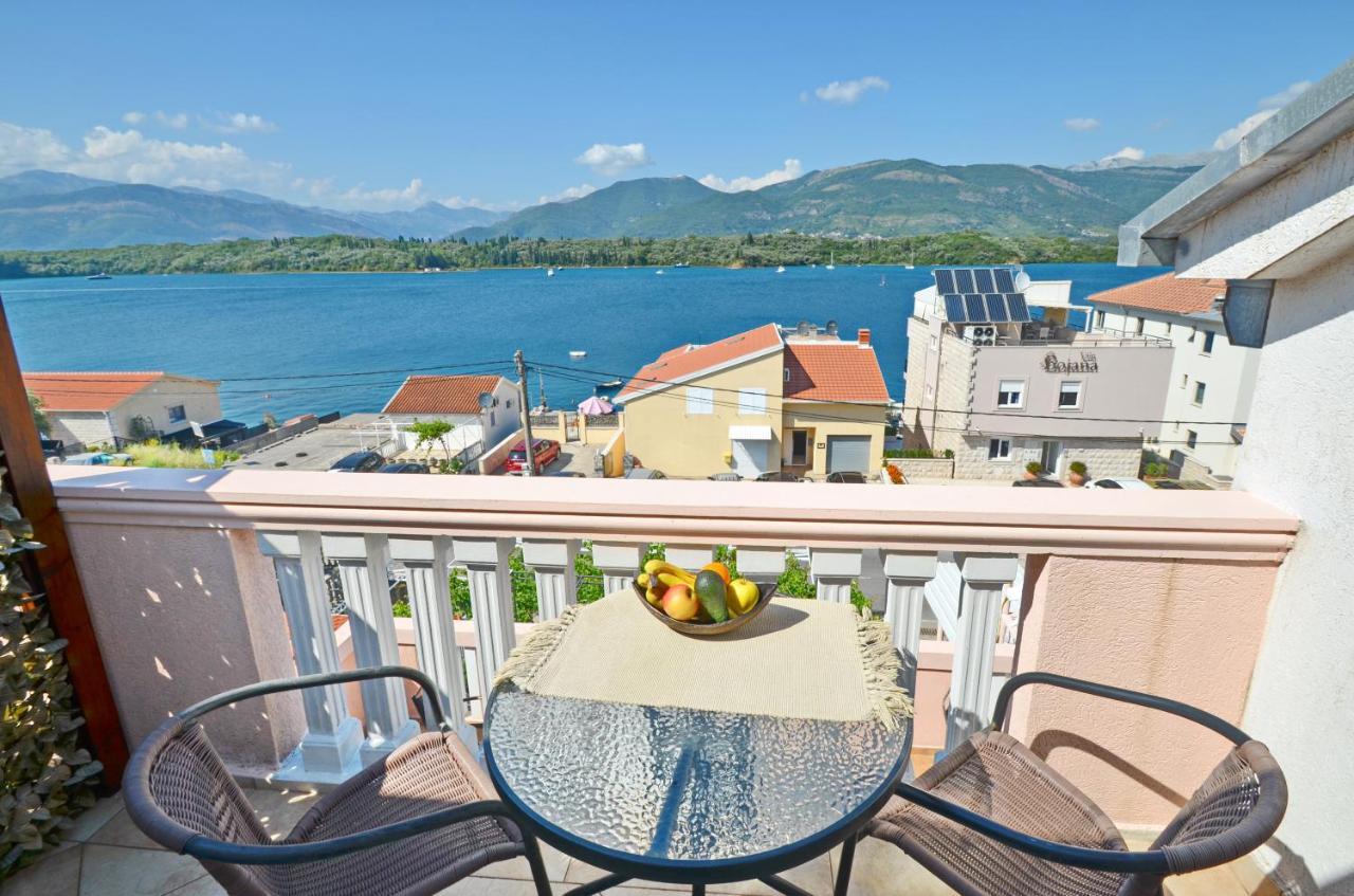 Stradioti Apartments Тиват Екстериор снимка
